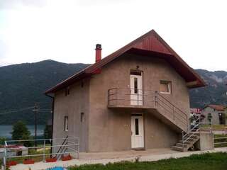 Апартаменты Apartments Osmajic Плужине Апартаменты с 2 спальнями-2