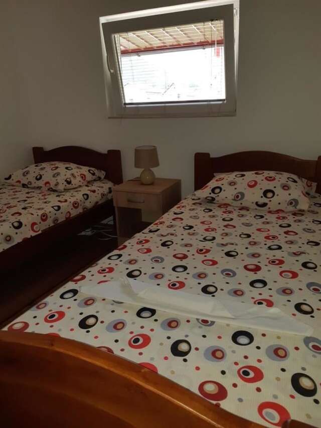 Апартаменты Apartments Osmajic Плужине-14