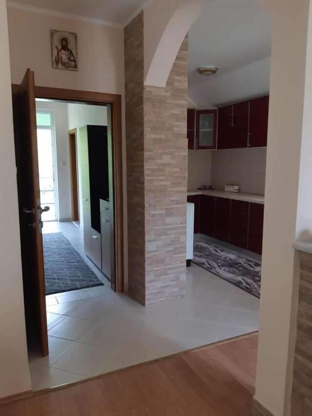 Апартаменты Apartments Osmajic Плужине-22